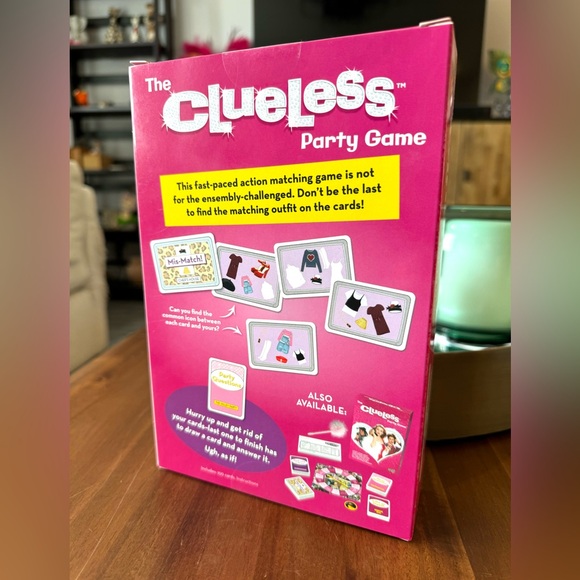 Clueless Party Game - Picture 3 of 5